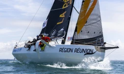 Tour Voile 2026 : l'équipage La Réunion signe une encourageante 4e place entre Saint-Malo et Plérin