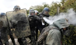 Heurts entre forces de l'ordre et zadistes à Notre-Dame-des-Landes, le 9 avril 2018