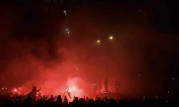 Football: le PSG se hisse en finale de C1, trois personnes blessées lors des célébrations 