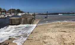 Fin des travaux de dragage sur le port de saint gilles les bains