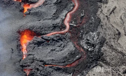 volcan éruption juillet 2023