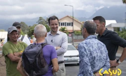 Nouvelle voie urbaine au Tampon : le président de la Casud à la rencontre des riverains