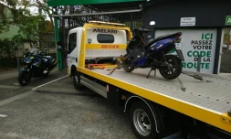 Saint-Paul : sans casque et sans gants, un scootériste positif à l'alcool et aux stupéfiants