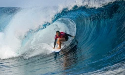 Surf : Johanne Defay éliminée du Tahiti Pro