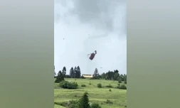 Tornade dans le Doubs : une toiture se décroche 