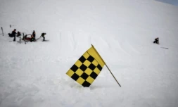 Une femme de 44 ans est décédée samedi dans une avalanche sur le domaine skiable de la Norma, en Savoie, alors qu'elle skiait hors-piste ( AFP / JEFF PACHOUD )