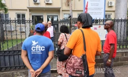 Grève aux Flamboyants