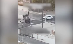une voiture de policiers percutée à Marseille