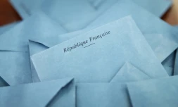 Le débat télévisé sur TF1 entre les cinq principaux candidats, vrai départ de la campagne pour l'élection présidentielle, selon la presse