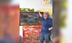 Saint-Pierre : rendez-vous avec Charly Lesquelin, un artiste peintre passionné