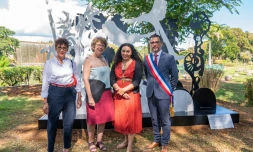 La ville du Port et le Centre national des arts plastiques officialisent leur partenariat