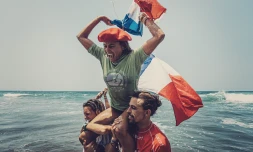 La France championne du monde de longboard Alice Lemoigne et Antoine Delpero en or 