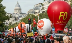 Manifestation à Paris le 2 octobre 2025 ( AFP / Thomas SAMSON )