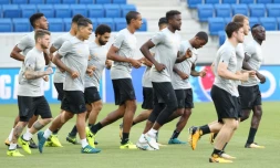 Les joueurs de Liverpool à l'entraînement, le 14 août 2017 à Sinsheim