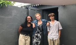 "Le monde tournerait encore", des mots d’ados sur des maux