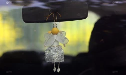 Pendentif rétroviseur