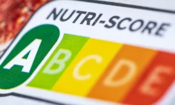 La part de marché des marques affichant le Nutri-Score recule légèrement, ce qui s'explique "notamment par des désengagements de marques nationales dans les secteurs des céréales du petit déjeuner et des produits laitiers et desserts frais" ( AFP / JOEL SAGET )