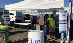 Le Port : sensibilisation et collecte des déchets dans la zone artisanale