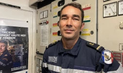 Marine nationale : plongeur, il assure la protection de l'Océan Indien à bord du Malin