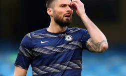 L'attaquant français de Chelsea, Olivier Giroud, à l'échauffement avant le match de Premier League contre Manchester United, le 28 février 2021 au stade de Stamford Bridge à Londres