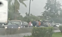 accident 4 voies Saint-Pierre