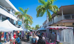  Le Port : les Journées Commerciales animent le centre-ville