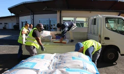 distribution d'engrais au Tampon