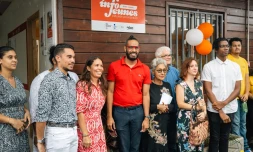 Sainte-Suzanne : inauguration de la nouvelle structure Info Jeunes