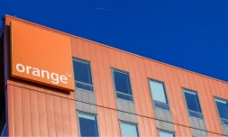 Les locaux d'Orange à Nantes (Loire-Atlantique), le 30 avril 2025. (LAETITIA NOTARIANNI / HANS LUCAS / AFP)