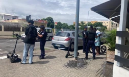Sécurité routière : au Port les utilisateurs de trottinettes contrôlés par la police