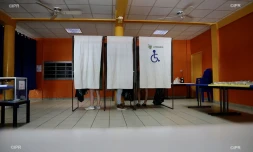 élection présidentielle vote premier tour bureau de vote la possession