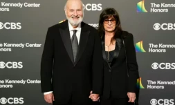 Le cinéaste américain Rob Reiner et son épouse Michele Reiner à Washington, le 3 décembre 2023 ( AFP / Kent NISHIMURA )