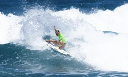 Johanne Defay (Photo FFSurf / We Creative / Guillaume Arrieta)