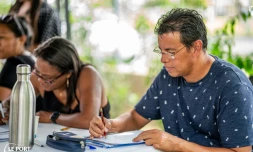 "Mon kozĂ©" : un atelier intergĂ©nĂ©rationnel dâĂ©criture organisĂ© au Port