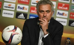 L'entraîneur portugais de Manchester United José Mourinho, en conférence de presse, le 24 mai 2017 à Solna (Suède)