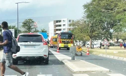Saint-Denis : accident au Chaudron, la route coupée les pompiers et le smur sur place