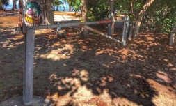 Hermitage, barrière, parking sauvage, paillote, collectif de défense du DPM, domaine public maritime, plage, stationnement