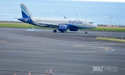 Aéroport Roland Garros atterrissage inaugural IndiGo