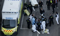 Une équipe d'urgence médicale à la gare d'Austerlitz à Paris le 3 février 2025 ( AFP / Xavier GALIANA )