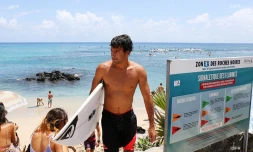 Surf Roches Noires 