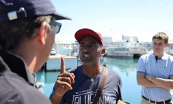 Gilets jaunes, bateaux, longliner, malgache, Port Ouest, à quai, blocage