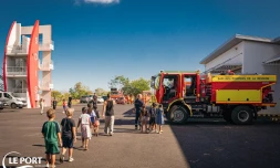Le Port : immersion chez les pompiers pour les marmailles en vacances
