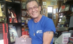 Jean-Luc Schneider, éditeur de BD à La Réunion, est décédé