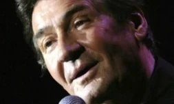 Le chanteur Pascal Danel au Zénith à Paris le 15 décembre 2006 ( AFP / Stéphane DE SAKUTIN )