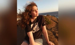 "Une classe peut se transformer en enfer" : le poème de Camille, Réunionnaise de 14 ans avant son suicide
