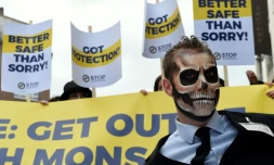 Des militants de "Stop Glyphosate" manifestent à Bruelles, le 25 octobre 207