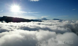au dessus des nuages 