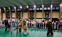 Saint-Denis organise sont premier Open de Badminton