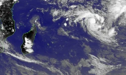 La forte tempête tropicale Bheki accélère vers le sud-ouest et continue de s'intensifier