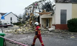 Le pavillon détruit par une explosion à Magny-les-Hameaux, dans les Yvelines, le 23 décembre 2025 ( AFP / Dimitar DILKOFF )